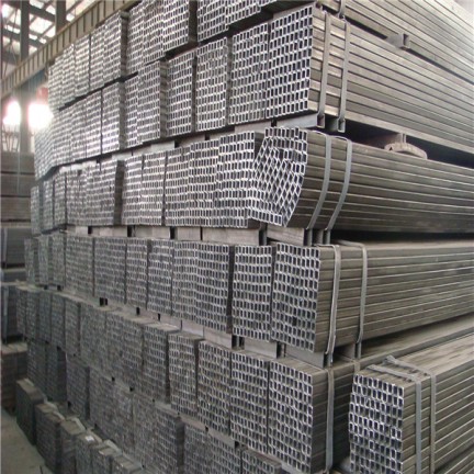 Квадратная стальная труба  Квадратная стальная труба